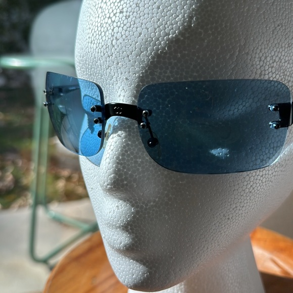 Vintage Chanel Black Matte Metal Frameless Blue Lense Sunglasses with Case - Picture 4 of 13